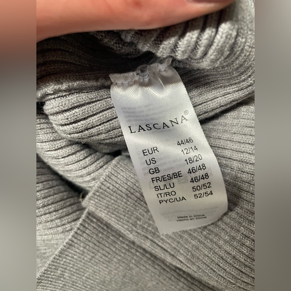 Gray Women's Ribbed Tank Top - Picture 5 of 5